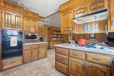 2823 Ridge Top Lane, Vernon, TX 76384 - Photo 18