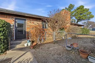 2823 Ridge Top Ln, Vernon, TX 76384 - Photo 34