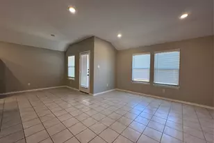 1710 Yale St, Farmersville, TX 75442 - Photo 6