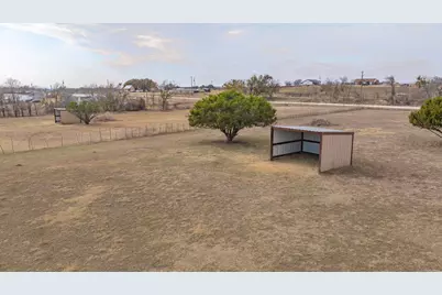 1565 County Road 233, Stephenville, TX 76401 - Photo 34