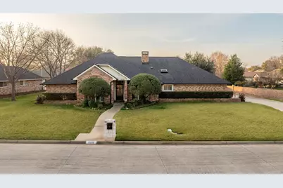 1208 Fairfax Drive, Mansfield, TX 76063 - Photo 4