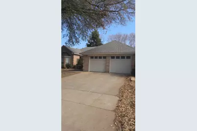 6009 Kenilworth Drive, Arlington, TX 76001 - Photo 4