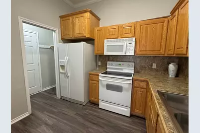 507 Maple Street #B, Aubrey, TX 76227 - Photo 6