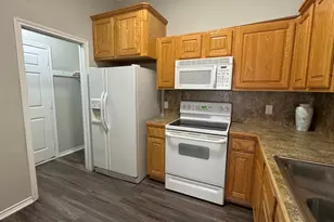 507 Maple St, Aubrey, TX 76227 - Photo 6