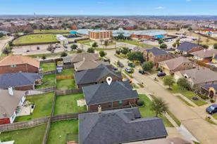 2007 Sterling Gate Dr, Heartland, TX 75126 - Photo 2