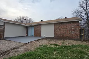 1402 Frio Ln, Garland, TX 75040 - Photo 10