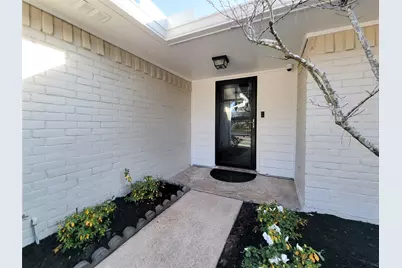 10335 Emnora Lane, Houston, TX 77043 - Photo 2