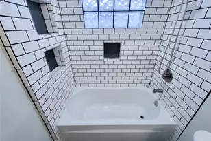 10335 Emnora Ln, Houston, TX 77043 - Photo 32