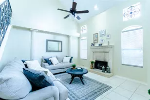 4104 Hedgerow Dr, Plano, TX 75024 - Photo 4