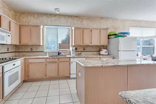 2079 Sunset Ln, Lewisville, TX 75067 - Photo 14