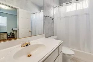 2079 Sunset Ln, Lewisville, TX 75067 - Photo 24