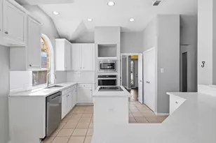 2211 Knob Hill Dr, Corinth, TX 76210 - Photo 12