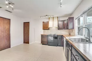 5602 Magnolia Ln, Rowlett, TX 75089 - Photo 6