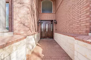 8925 Hunters Glen Trail, Fort Worth, TX 76120 - Photo 4