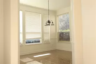 8925 Hunters Glen Trail, Fort Worth, TX 76120 - Photo 6