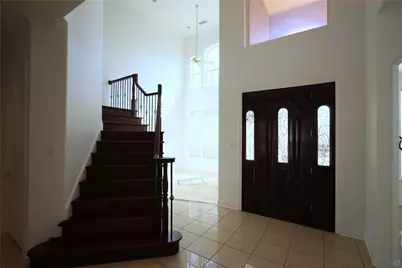 8925 Hunters Glen Trail, Fort Worth, TX 76120 - Photo 4