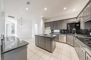 8925 Hunters Glen Trail, Fort Worth, TX 76120 - Photo 24