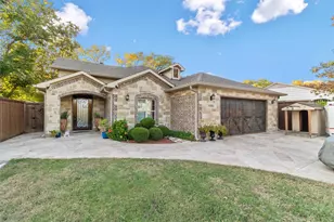 1006 Manning St, Grand Prairie, TX 75051 - Photo 1