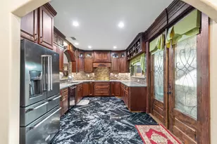 1006 Manning St, Grand Prairie, TX 75051 - Photo 12