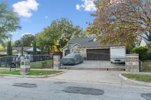 1006 Manning St, Grand Prairie, TX 75051 - Photo 30