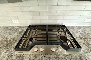 805 Meadowcrest Dr, Plano, TX 75075 - Photo 8