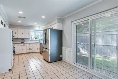 10011 Glen Canyon Drive, Dallas, TX 75243 - Photo 16