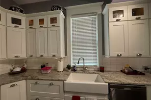 201 E Hayes Ave, Whitney, TX 76692 - Photo 18