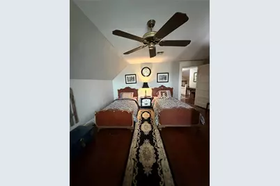 201 E Hayes Avenue, Whitney, TX 76692 - Photo 28