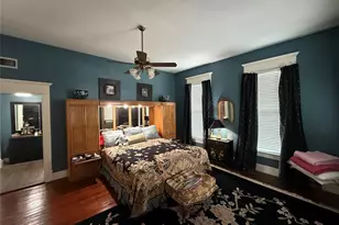 201 E Hayes Ave, Whitney, TX 76692 - Photo 4