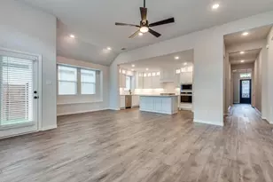 6209 White Creek Drive, Celina, TX 75009 - Photo 2