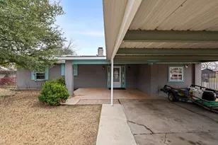 1530 Carson Dr, Mesquite, TX 75149 - Photo 2