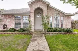 7210 Gillon Dr, Rowlett, TX 75089 - Photo 1