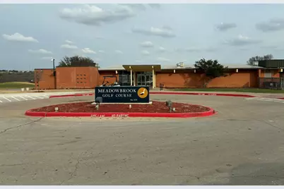 2421 Shalon Avenue, Fort Worth, TX 76112 - Photo 38