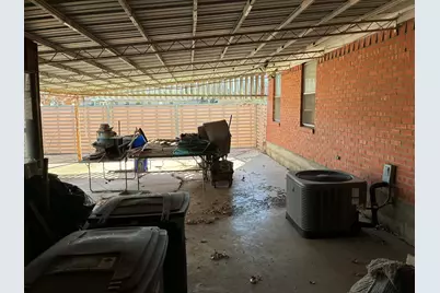 2421 Shalon Avenue, Fort Worth, TX 76112 - Photo 34