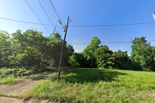 819 W Cherry St, Paris, TX 75460 - Photo 1