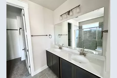 809 Meadowcrest Drive, Plano, TX 75075 - Photo 18