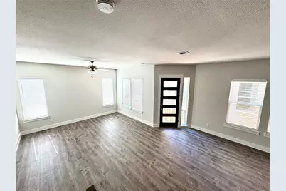 809 Meadowcrest Drive, Plano, TX 75075 - Photo 4