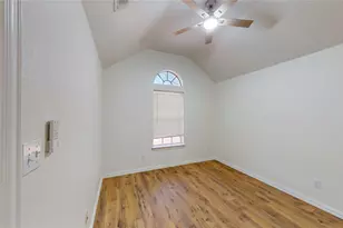 3008 Karen Way, Granbury, TX 76049 - Photo 20