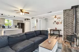 6505 Oakwood Lake Ct, Granbury, TX 76049 - Photo 12