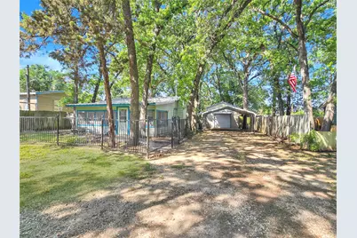 6505 Oakwood Lake Court, Granbury, TX 76049 - Photo 6