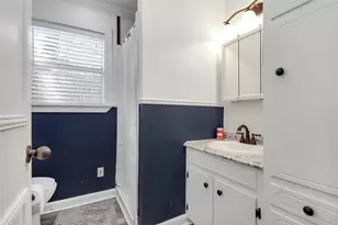 6505 Oakwood Lake Ct, Granbury, TX 76049 - Photo 18