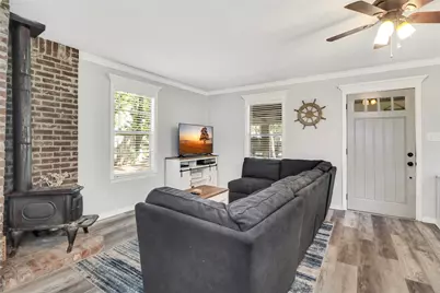 6505 Oakwood Lake Court, Granbury, TX 76049 - Photo 14