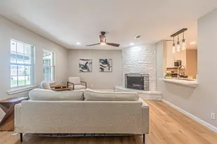 5307 Kelly Elliott, Arlington, TX 76017 - Photo 4