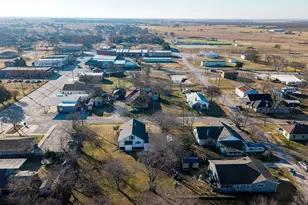 108 W Stroud St, Frost, TX 76641 - Photo 14