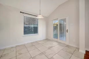 13913 Gallant Fox Ct, Fort Worth, TX 76262 - Photo 10