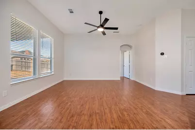 13913 Gallant Fox Court, Fort Worth, TX 76262 - Photo 12