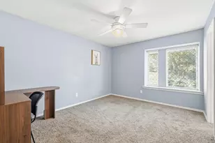 2206 Oak Forest Ct, Arlington, TX 76012 - Photo 14