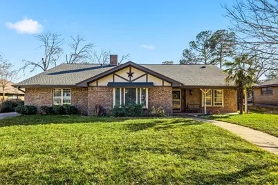 2206 Oak Forest Court, Arlington, TX 76012 - Photo 1
