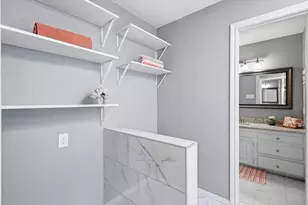 2206 Oak Forest Ct, Arlington, TX 76012 - Photo 24