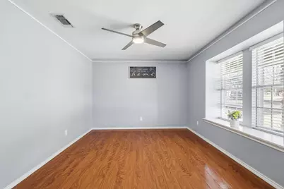 2206 Oak Forest Court, Arlington, TX 76012 - Photo 4